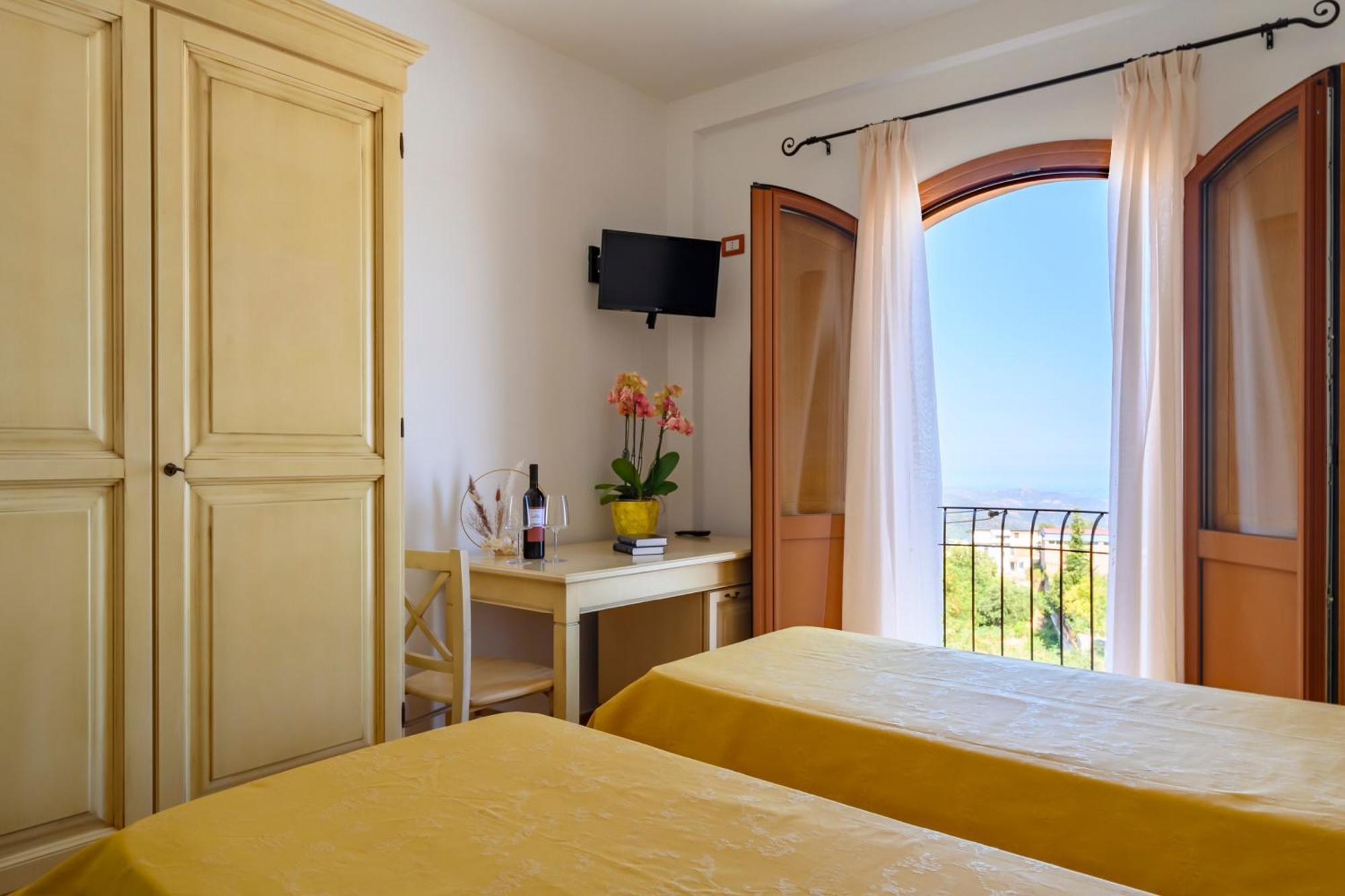 Hotel Marie Claire Lanusei Luaran gambar