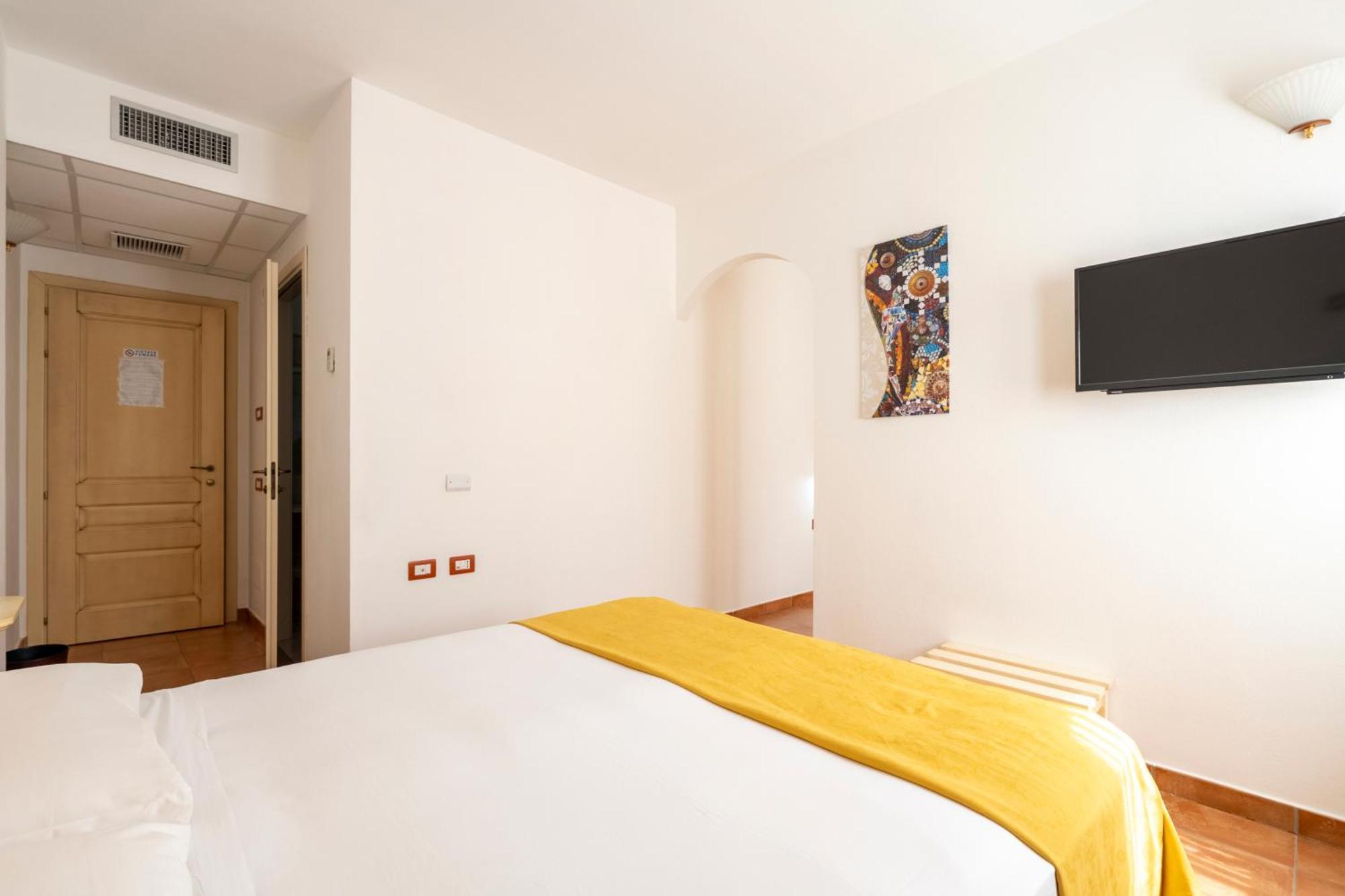 Hotel Marie Claire Lanusei Luaran gambar